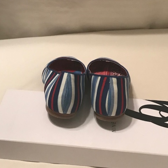 Nine West red white and blue flats - Picture 3 of 5